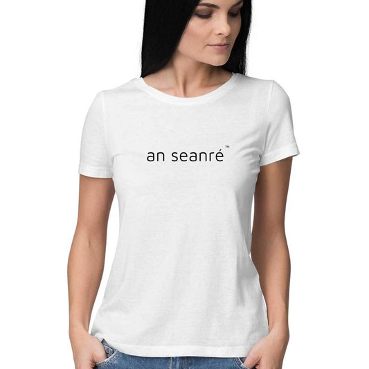 White an seanré Women's Half Sleeve Round Neck T-Shirt