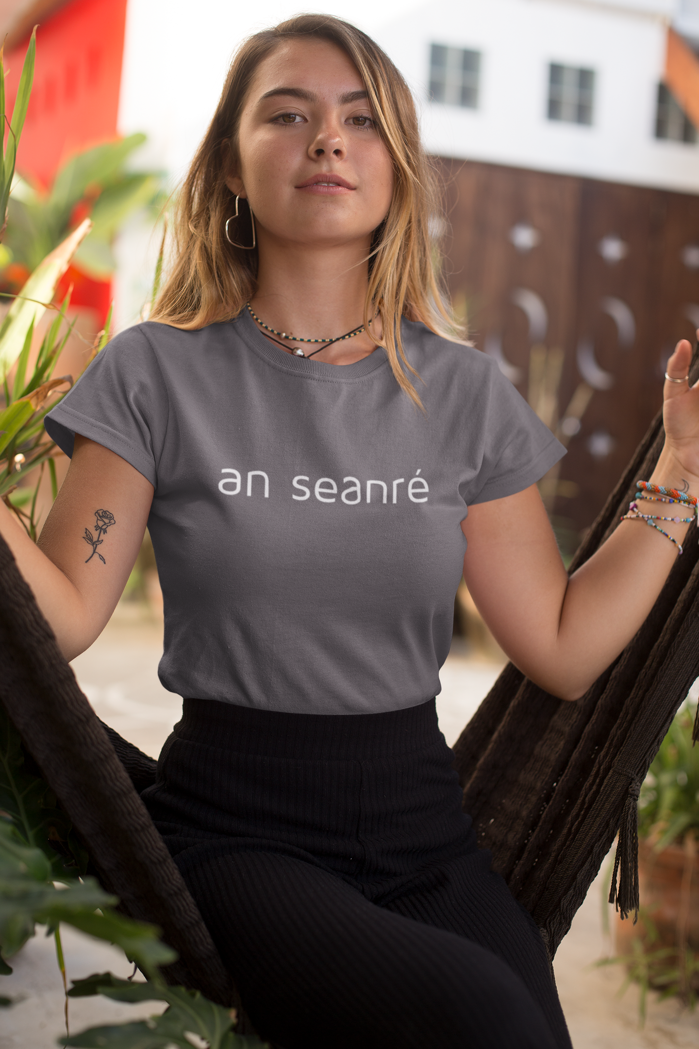 Charcoal Grey an seanré Women's Half Sleeve Round Neck T-Shirt